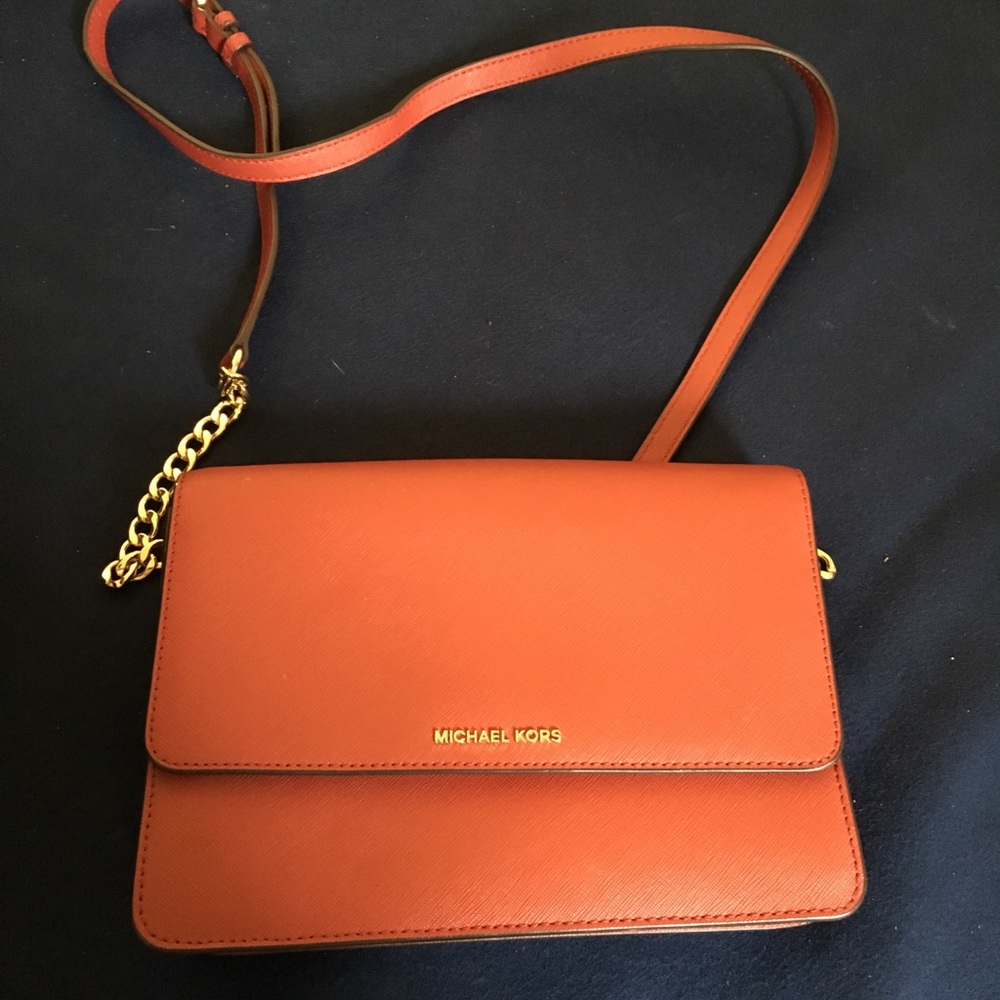 red michael kors crossbody